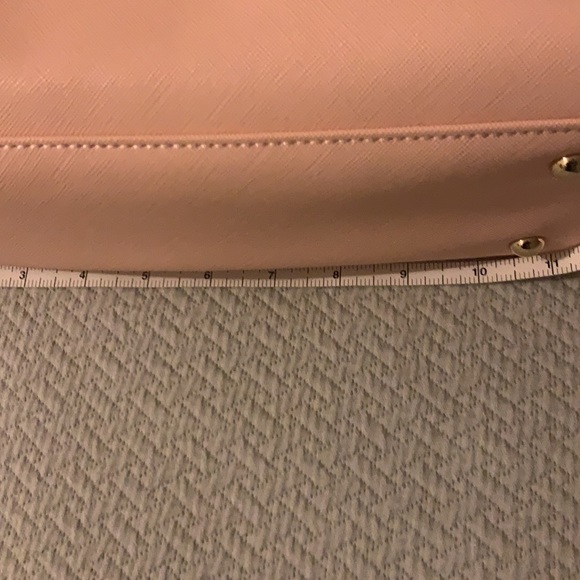 Christian Siriano Pink Crossbody/Shoulder Bag with Gold Bee - Picture 11 of 15